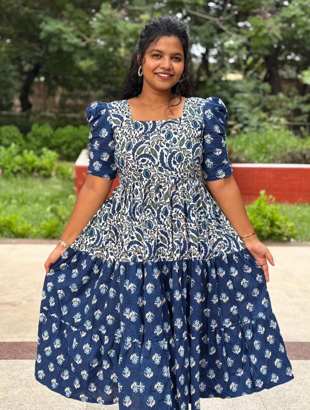 Navy blue floral cotton dress 🌿💙: