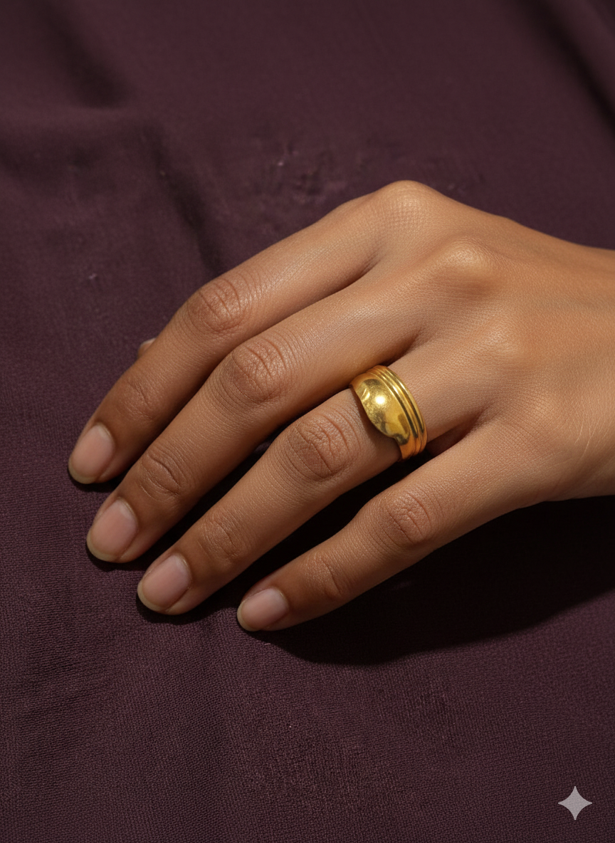 Auric Curve Band Ring