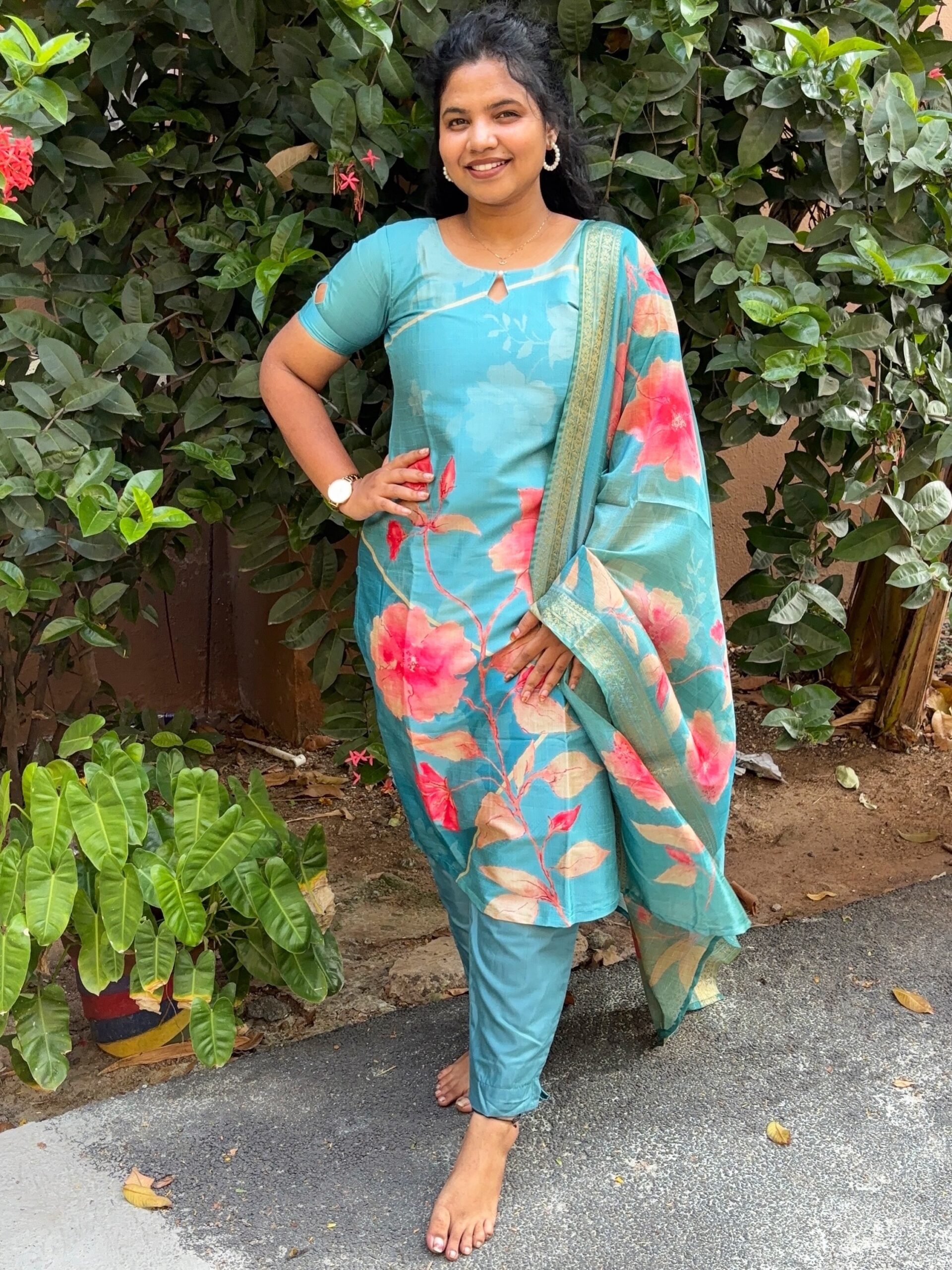 Beautiful Rare aqua floral  salwar suit 🦋